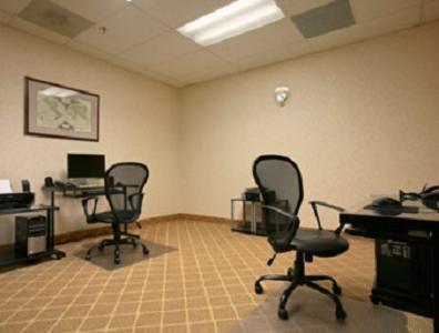 Plaza Hotel And Suites Pine Bluff Einrichtungen foto